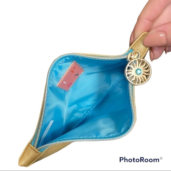 𝅺IPSY Makeup Bag | Stay Golden - Picture 6 of 6